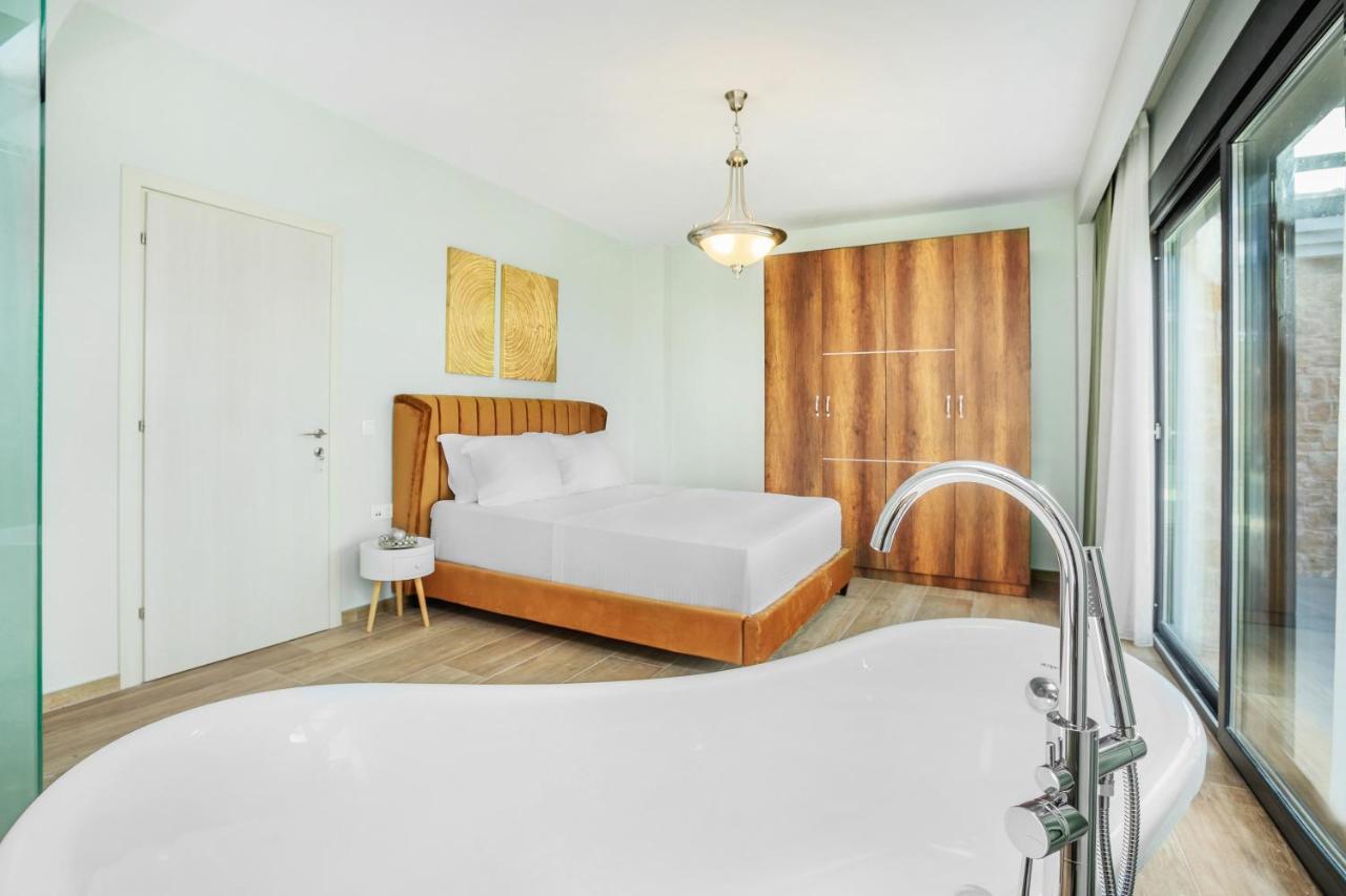 Epta Villas Luxury Redefined Agia Paraskevi  Exterior photo